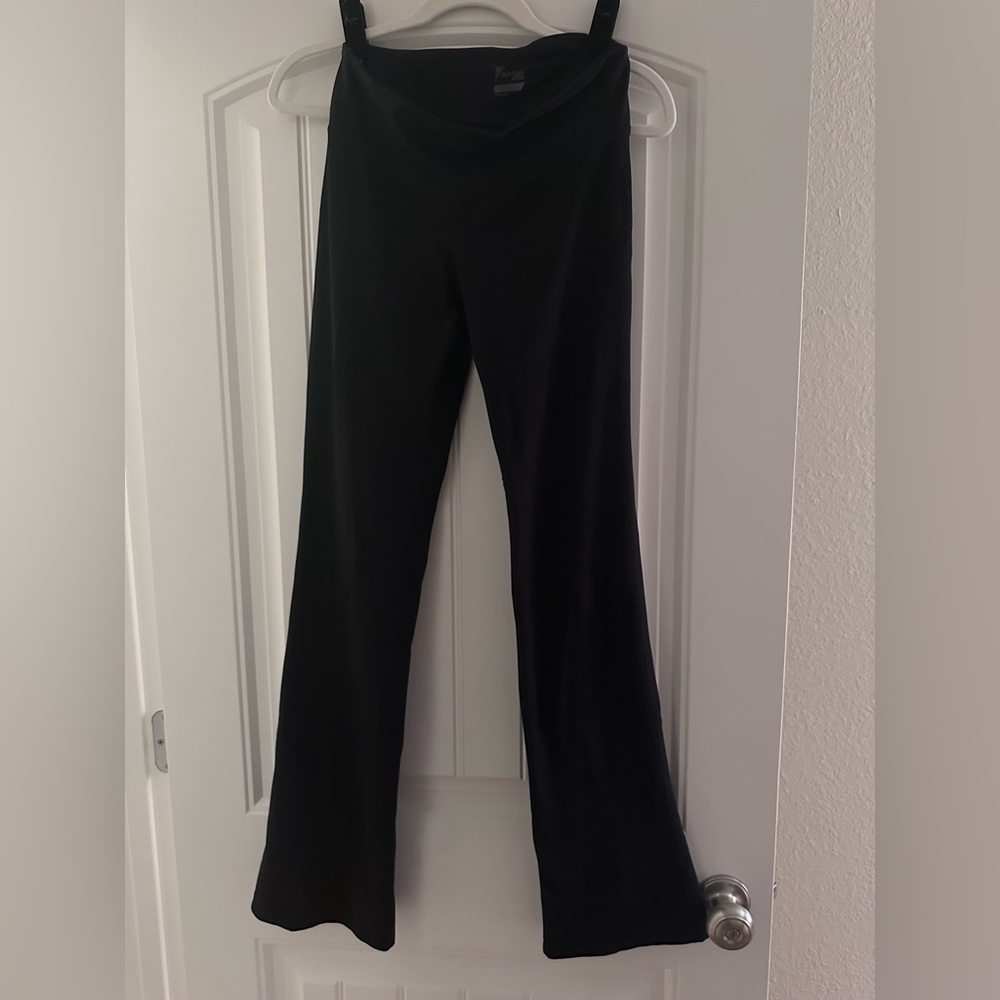 Old navy activewear size small boot cut yoga pants